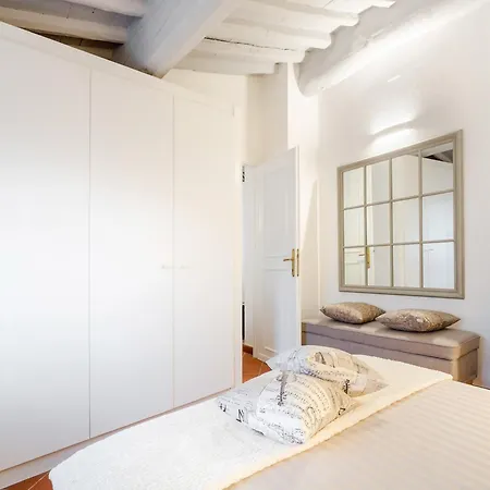Penthouse With Private Garden Appartamento *