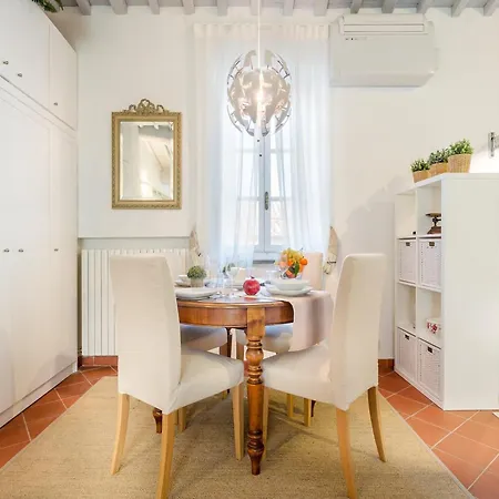 Appartamento Penthouse With Private Garden Lucca